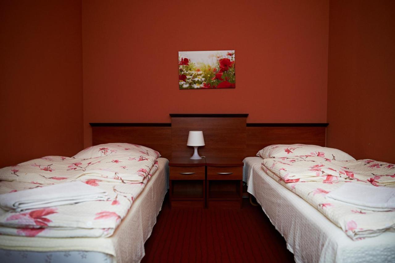 Hotel Vanillia Клуки Экстерьер фото